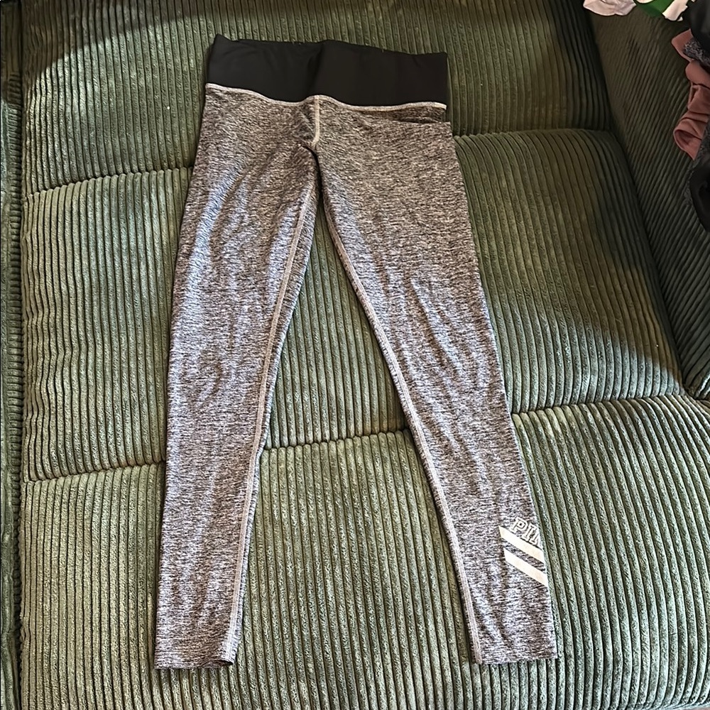 Victoria’s Secret Heather Gray Full Length Form-Fitting Yoga Leggings
